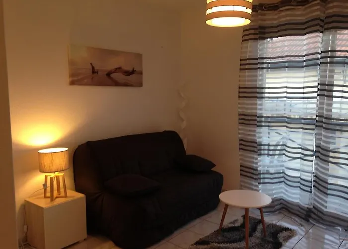 Lejlighed A Avec Piscine Dans Privee *